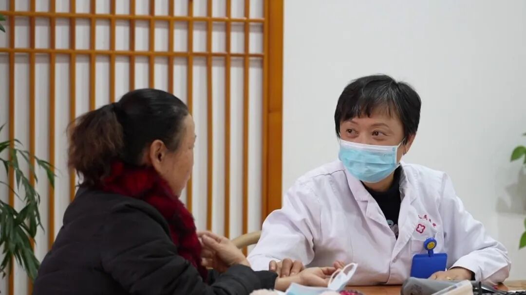 新疆阿克蘇市 順應時節“冬藏”養生，中醫調理受市民青睞